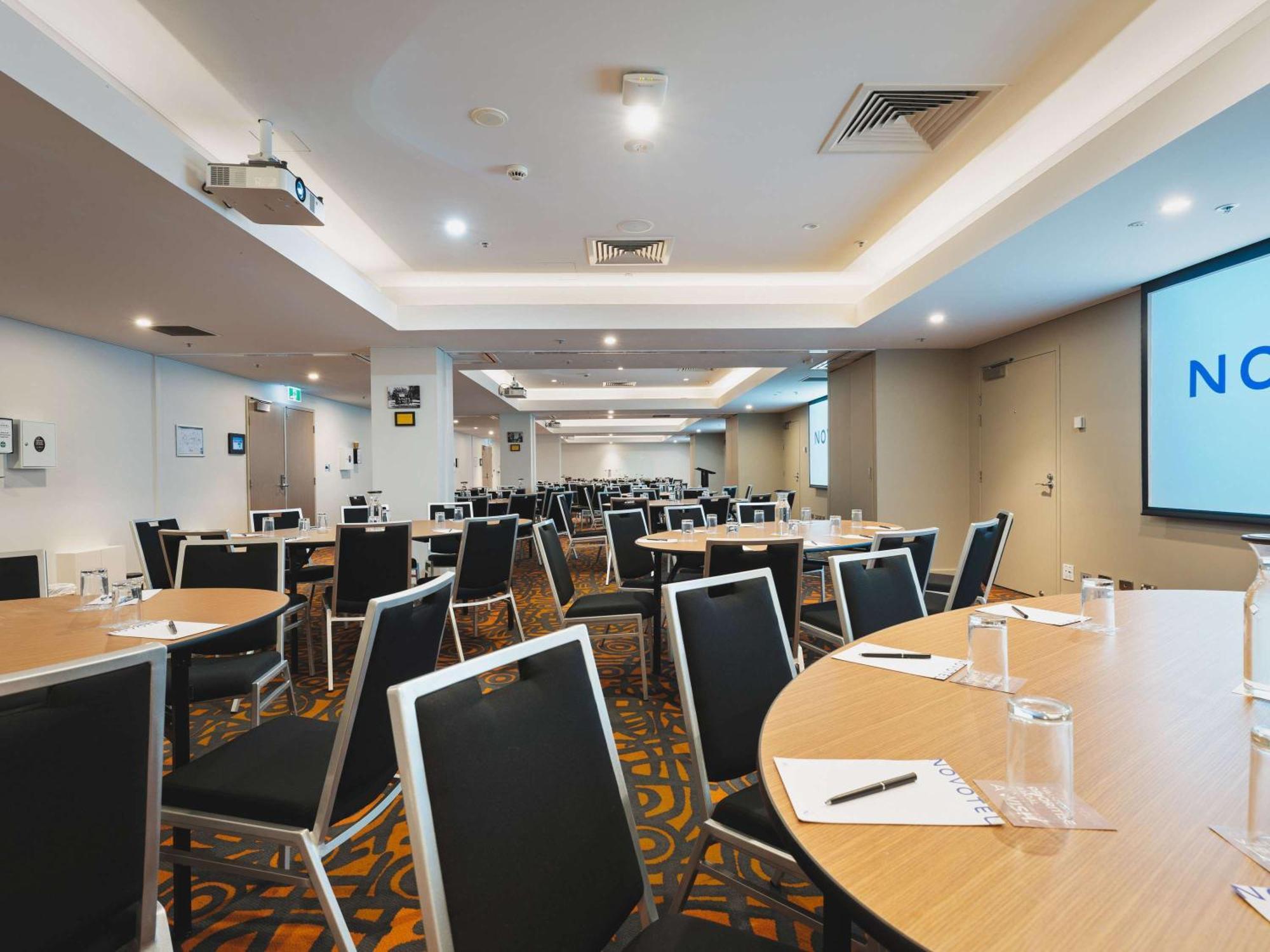 Novotel Κανμπέρα Εξωτερικό φωτογραφία