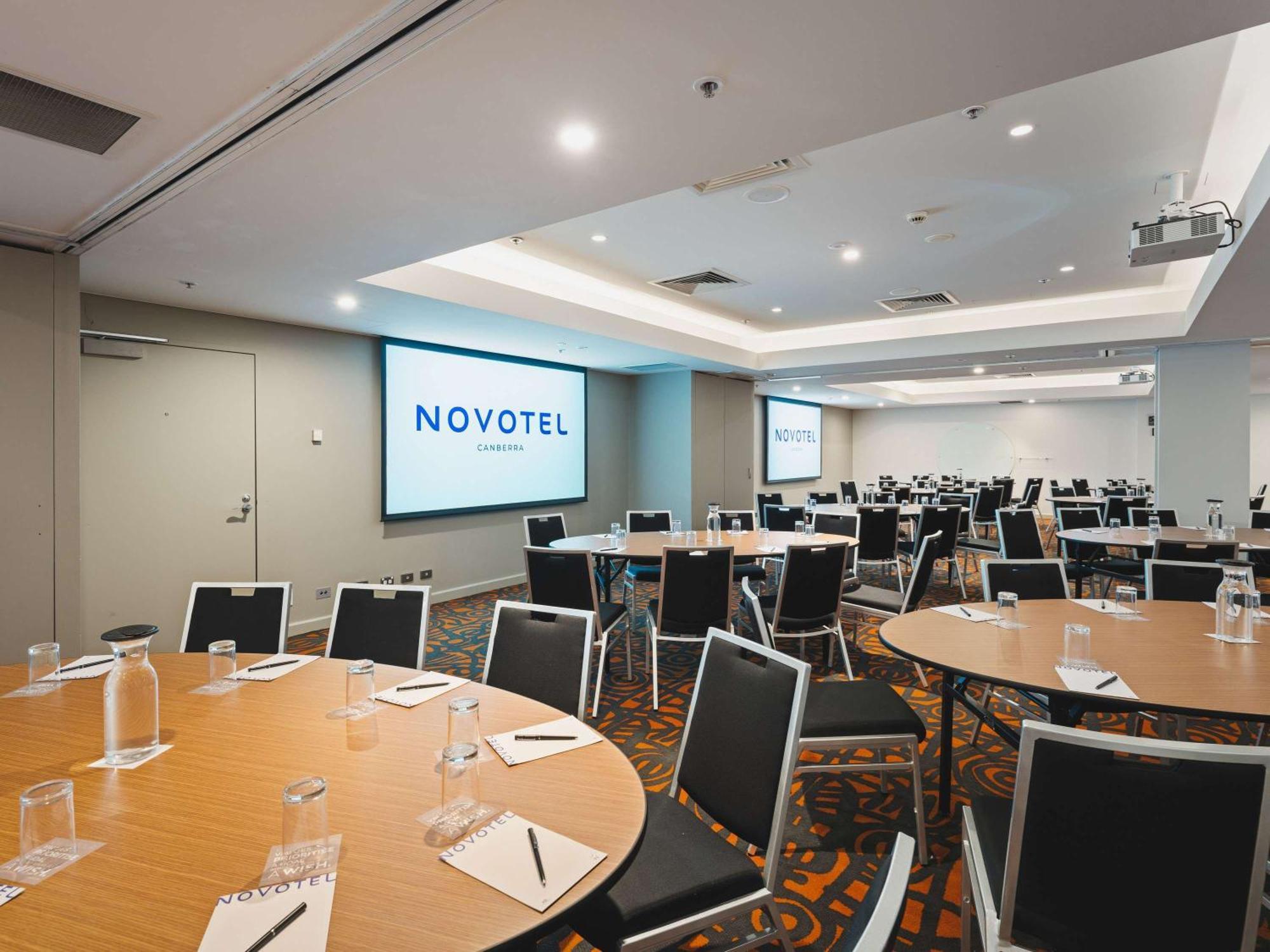 Novotel Κανμπέρα Εξωτερικό φωτογραφία
